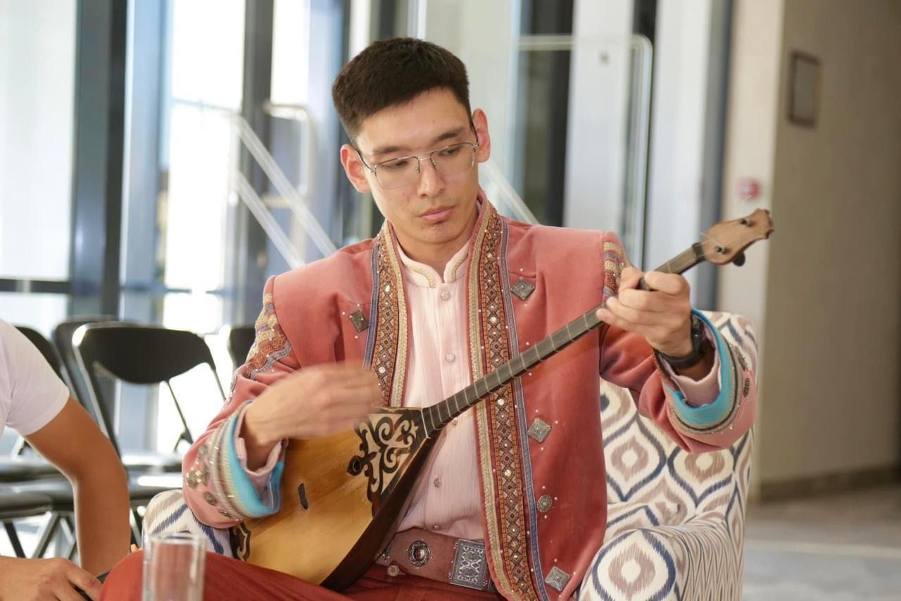 Порно ішетін спермы писка