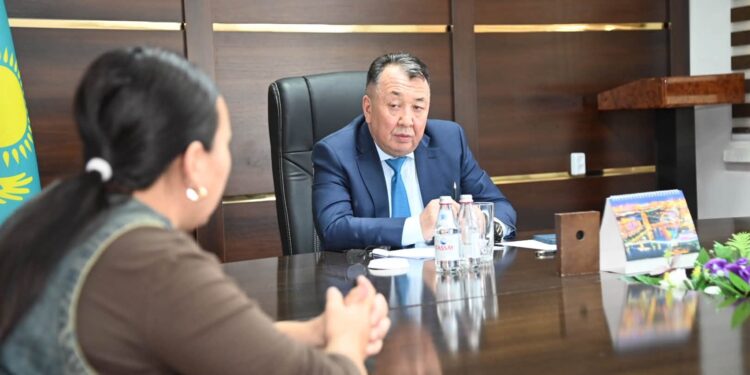 ҚАБЫЛДАУДАҒЫ БАСТЫ МӘСЕЛЕ – БАСПАНА: СОЗАҚТА ТҰРҒЫН ҮЙ САЯСАТЫ КЕЗЕҢ-КЕЗЕҢІМЕН ЖҮЗЕГЕ АСУДА